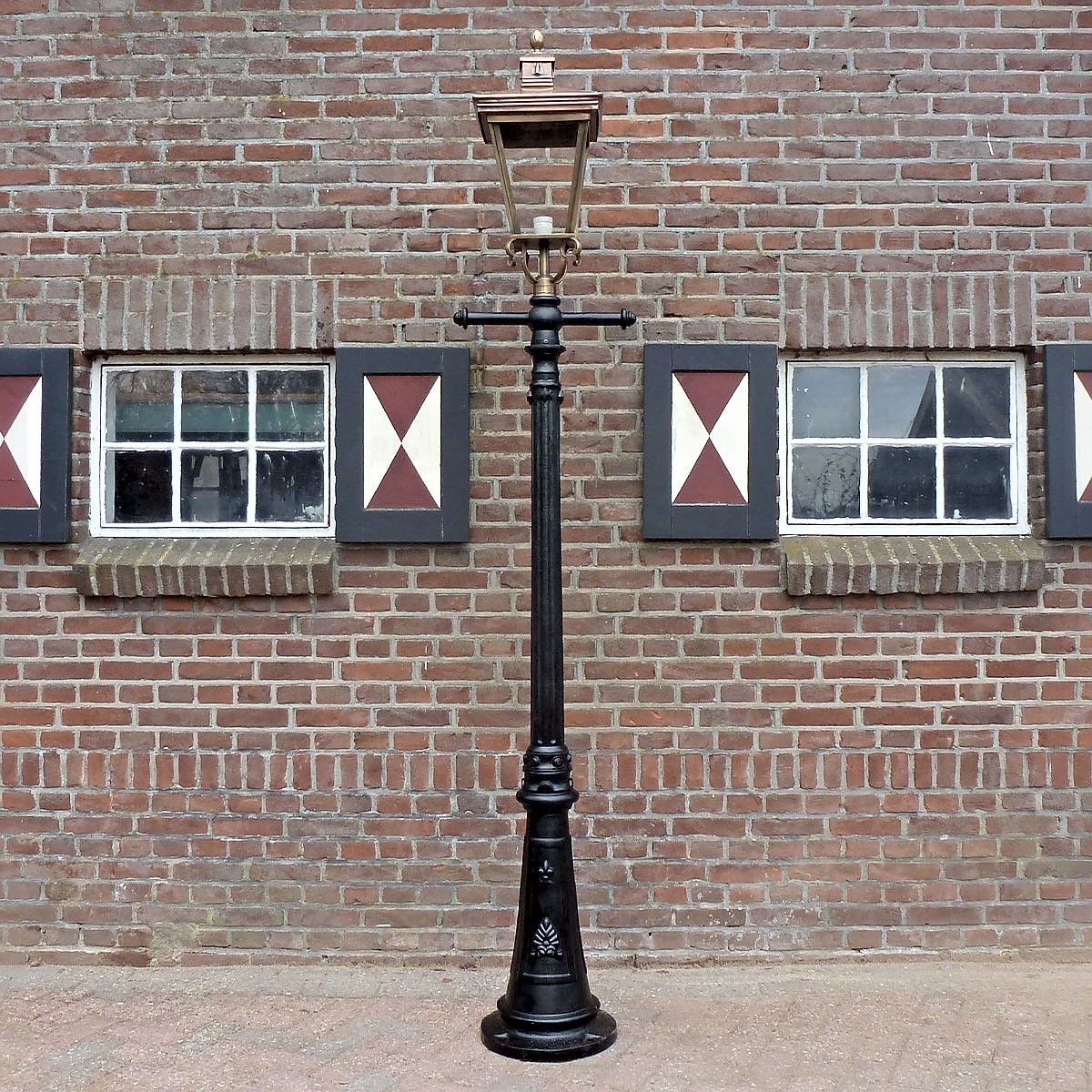 E82. Rotterdammer + gerade leiterstege + kupfer laterne 4-kant 70. Höhe: 256 cm