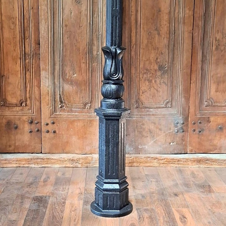 E309. M1 Large + klassische leiterstege + lumina globe laterne 30. Höhe: 235 cm.